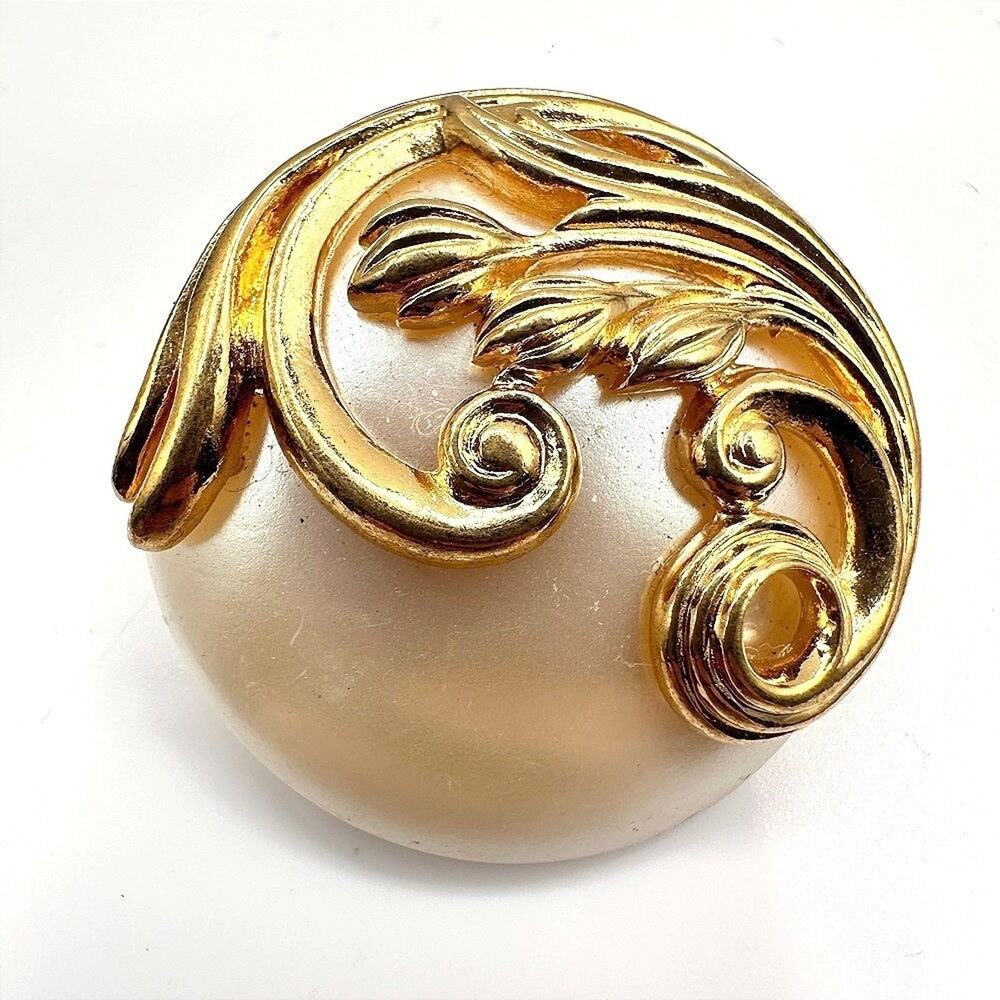 Vintage 90s Faux Pearl Gold Tone Plume Button Pin Brooch Art Nouveau Jewelry